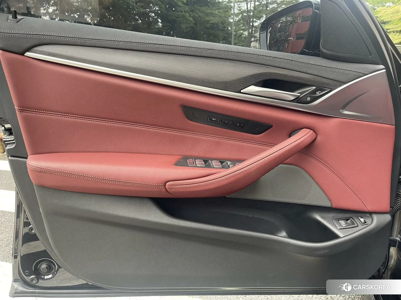 BMW 5 series PHEV id 4487539 из Китая 9