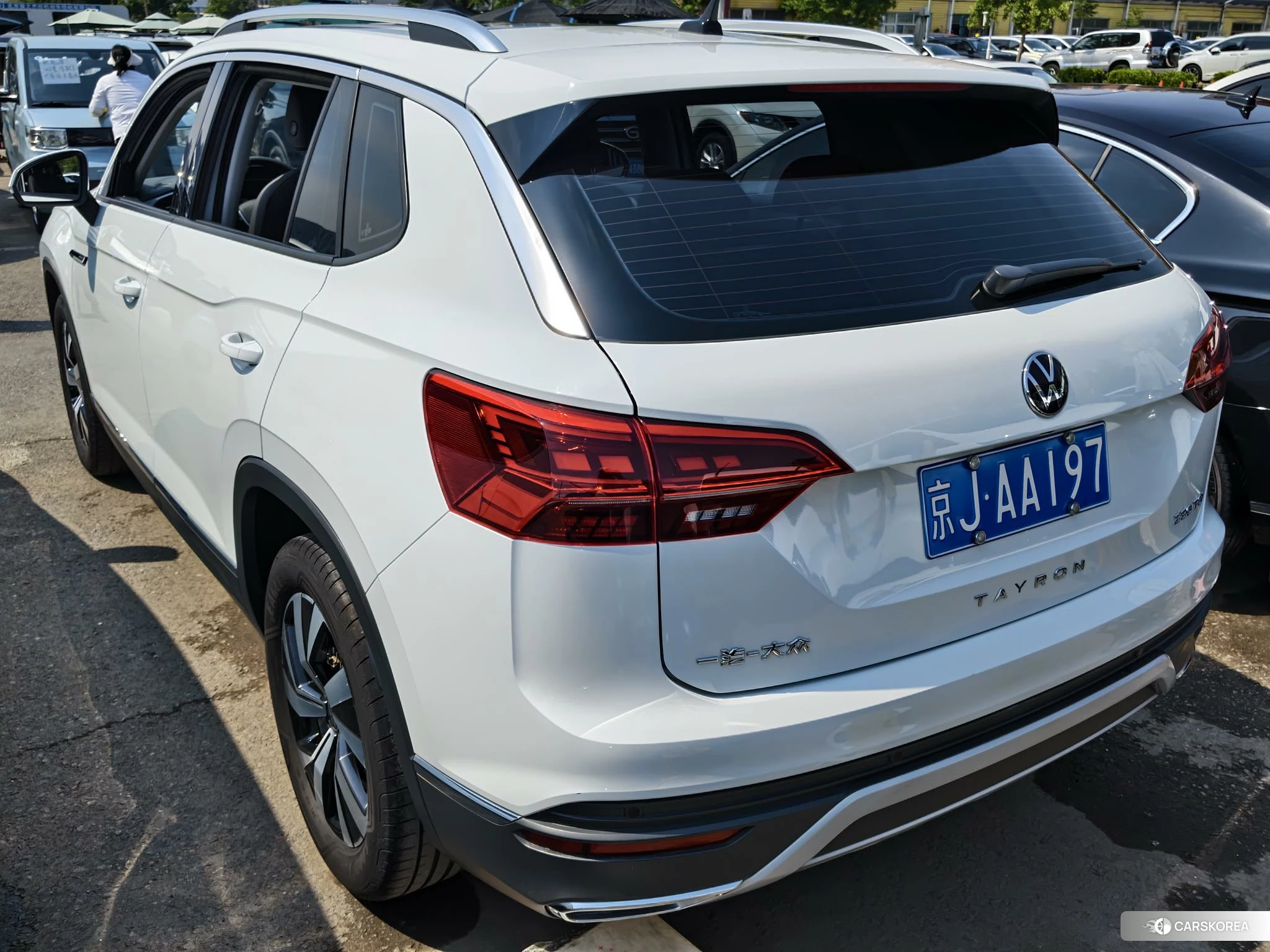 Volkswagen Tanyue 2021 Белый из Китая, фото 2
