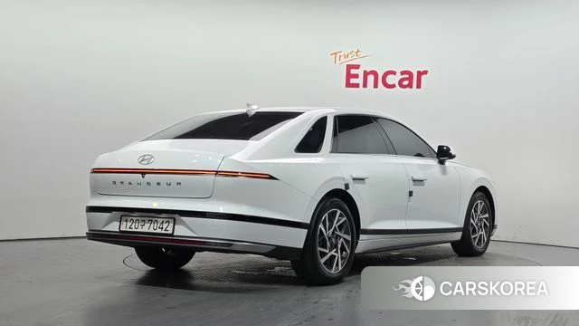 Hyundai Grandeur (GN7) id 4560902 из Кореи 12