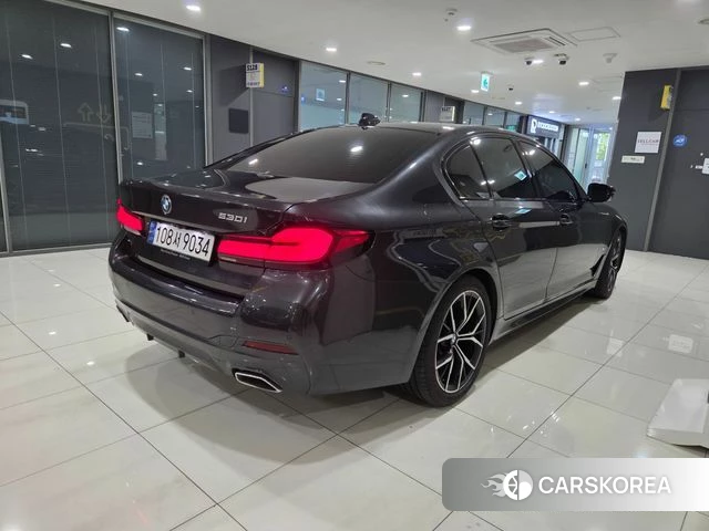 BMW 5 Series (G30) id 4292424 из Кореи 12