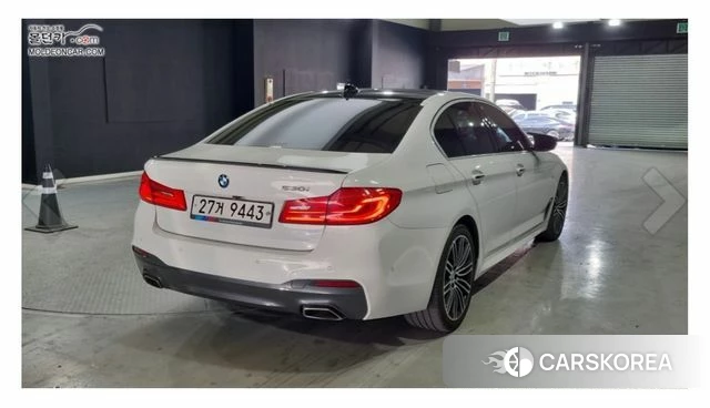 BMW 5 Series (G30) id 4424881 из Кореи 9