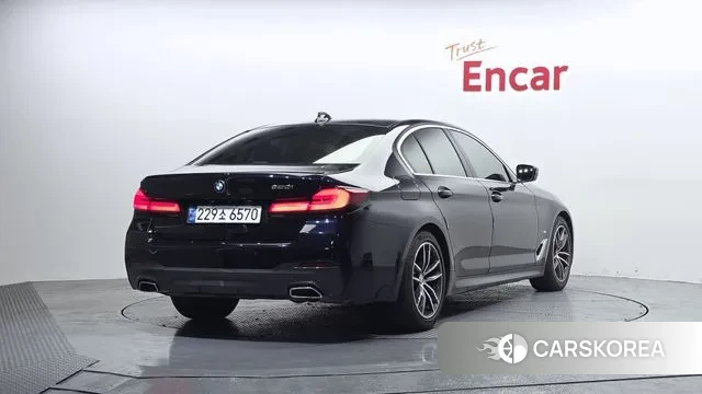 BMW 5 Series (G30) id 3772104 из Кореи 12