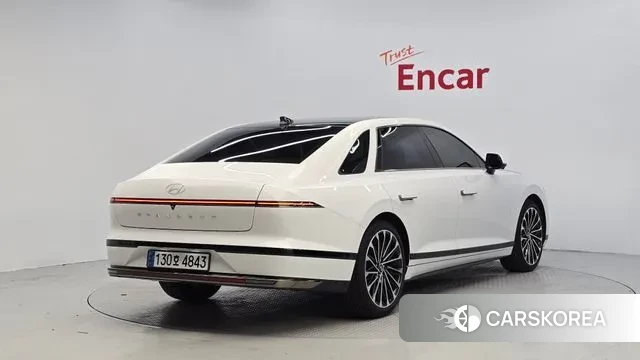 Hyundai Grandeur (GN7) id 3267646 из Кореи 12