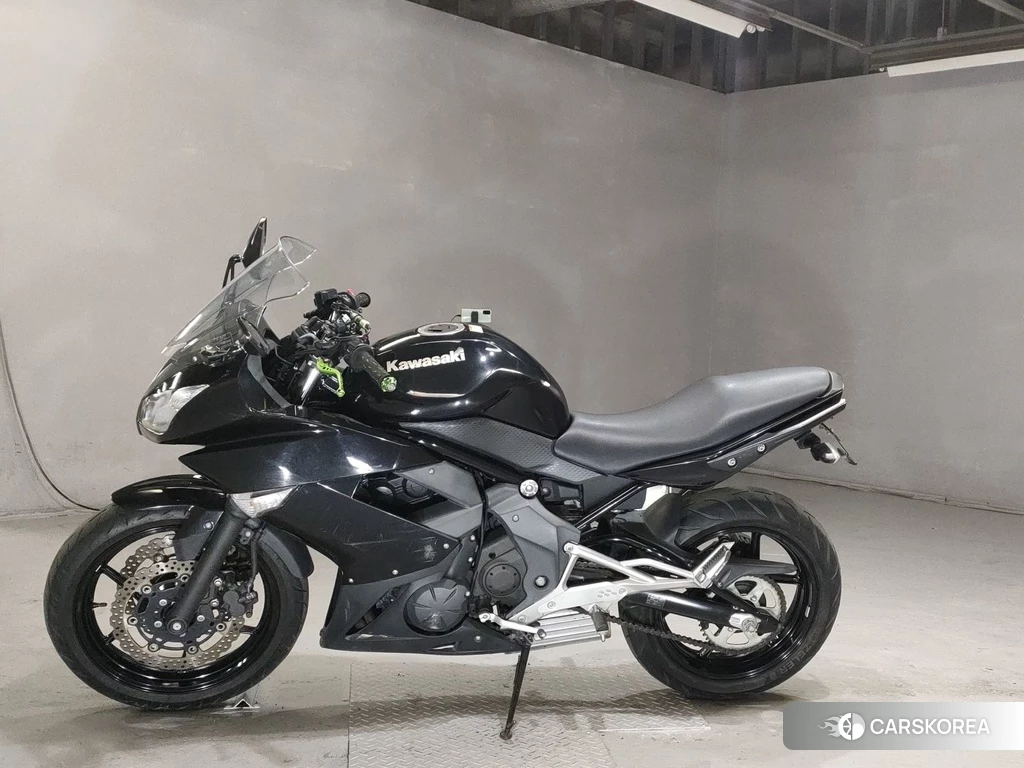 Проданный Kawasaki NINJA 400R 2010 из Японии
