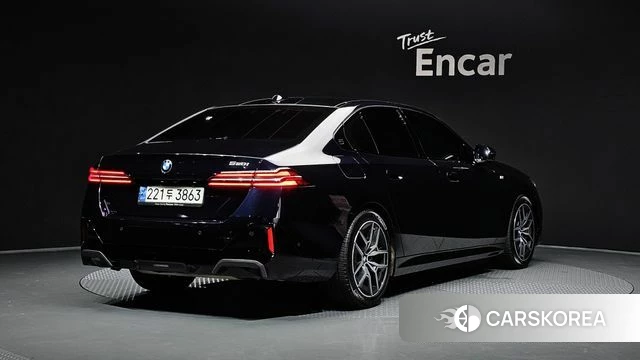 BMW 5 Series (G60) id 4533298 из Кореи 12
