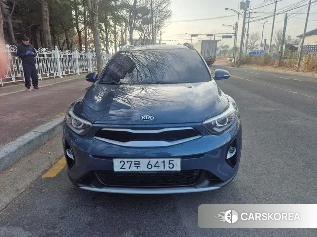 Kia Stonic 2018 Белый из Кореи, фото 6