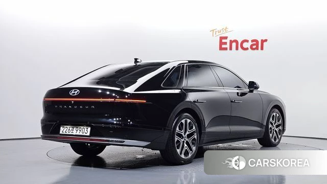 Hyundai Grandeur (GN7) id 4893312 из Кореи 12