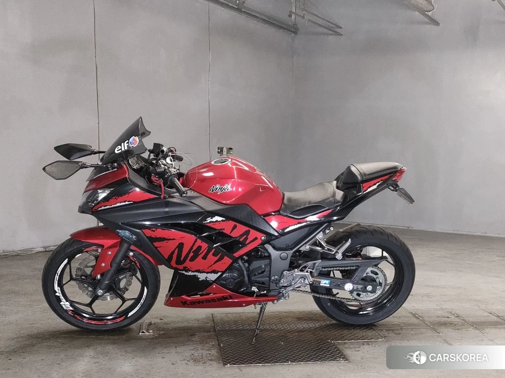Проданный Kawasaki NINJA 250 2017 из Японии, фото 2