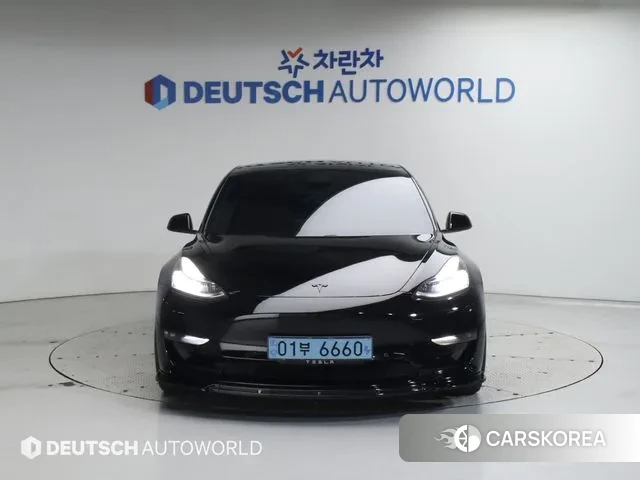 Tesla Model 3 2020 Черный из Кореи, фото 2