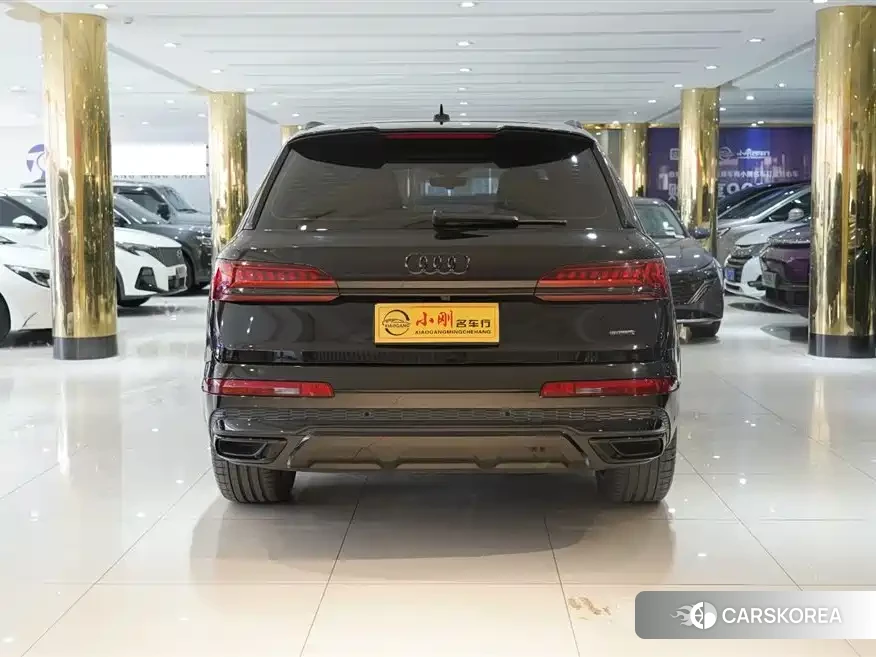 Audi Q7 id 4583627 из Китая 9