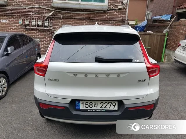 Volvo XC40 2021 Белый из Кореи, фото 3