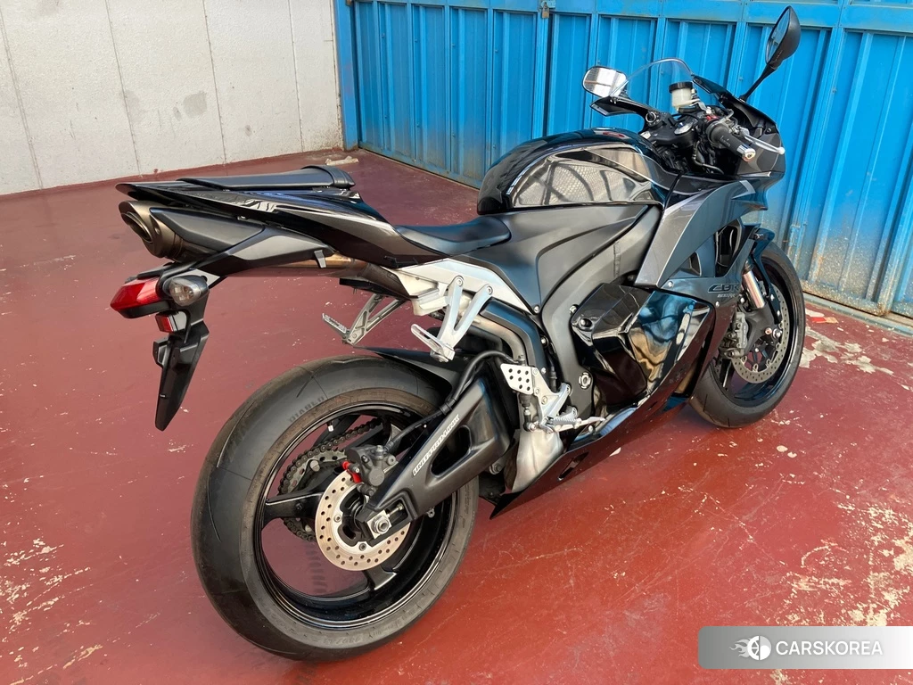 Проданный Honda CBR600RR 2010 из Японии, фото 2