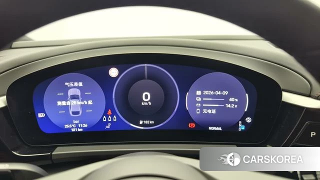 Porsche Macan EV id 3920286 из Китая 8