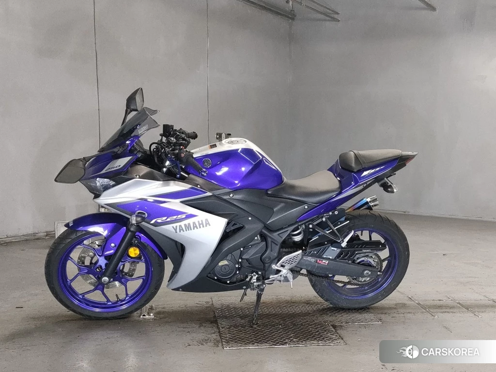 Проданный Yamaha YZF-R25 2015 из Японии