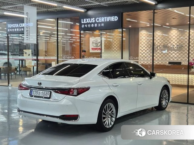 Lexus ES300h 7th generation id 4847982 из Кореи 11
