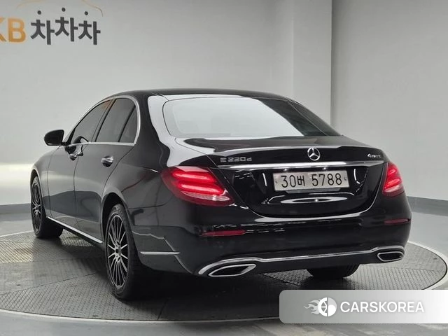 Mercedes-Benz E-Class W213 id 3853774 из Кореи 11