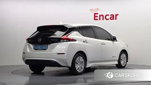 Nissan Leaf (ZE1) id 3324944 из Кореи 12