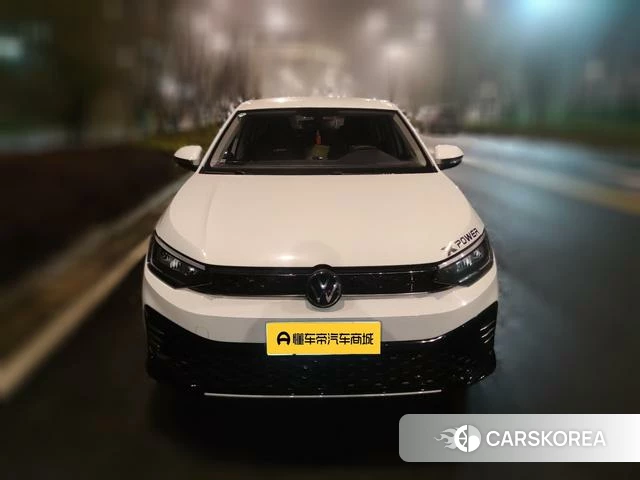 Volkswagen Lavida 2025 Белый из Китая, фото 2