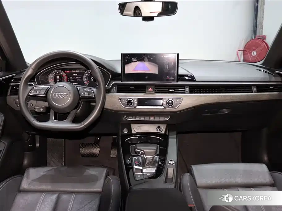 Audi A4L id 4538671 из Китая 12
