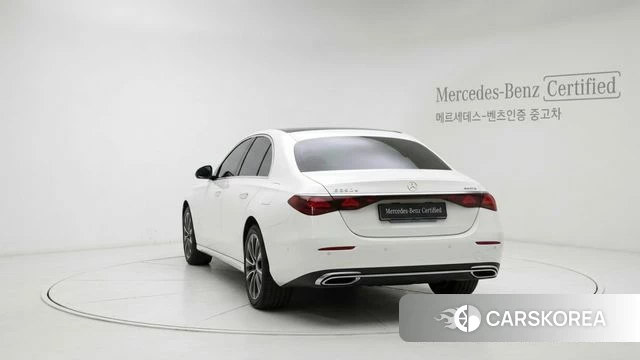 Mercedes-Benz E-Class W214 2025 Белый из Кореи, фото 3