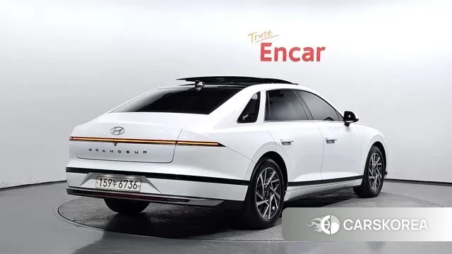 Hyundai Grandeur (GN7) id 2979311 из Кореи 12