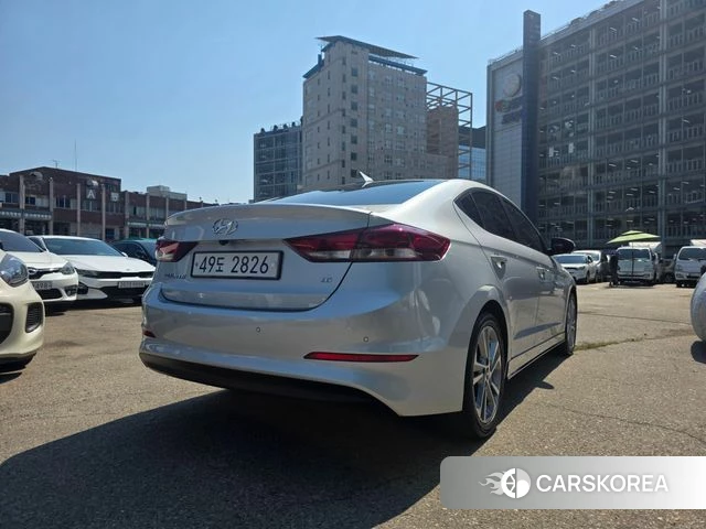 Hyundai Avante AD id 4459611 из Кореи 12