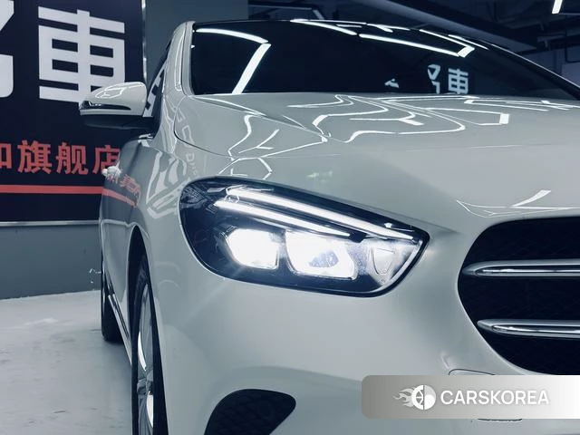 Mercedes-Benz Class B id 4215696 из Китая 12