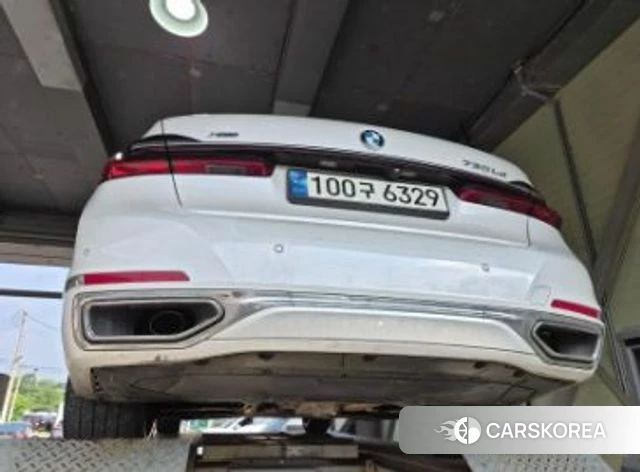 BMW 7 Series (G11) 2021 Белый из Кореи, фото 2