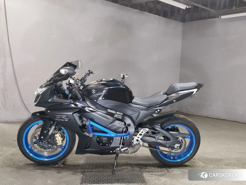 Проданный Suzuki GSX-R1000 2015 из Японии, фото 2