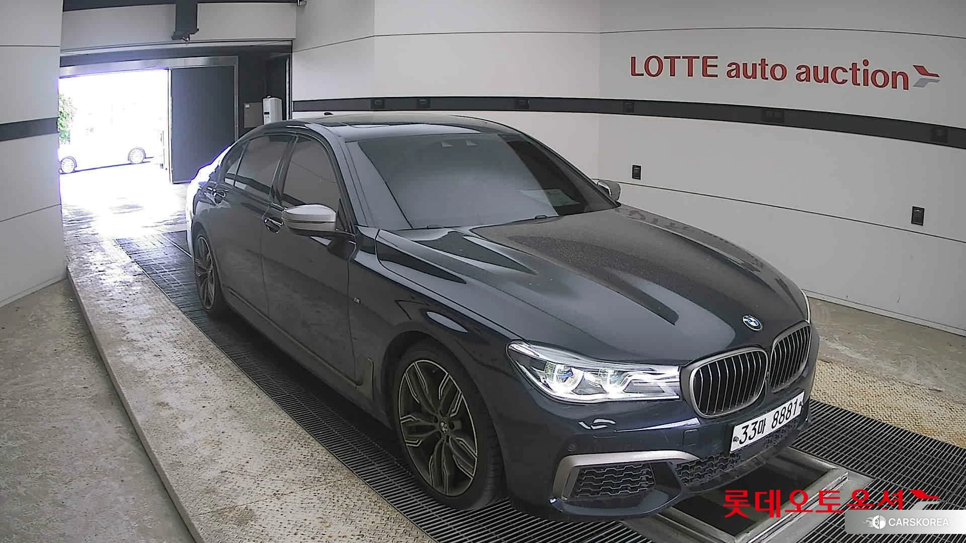 BMW  M760Li xDrive id 4289667 из Кореи 12