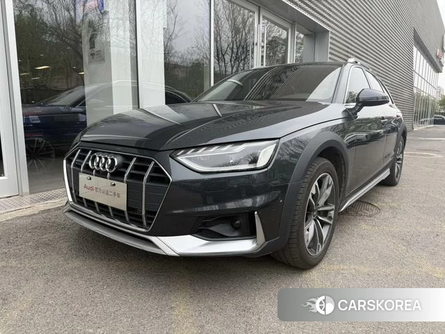 Audi A4 (import) 2021 Темно-серый из Китая, фото 2