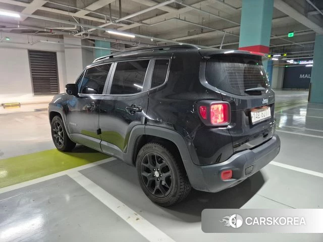 Jeep Renegade id 4654222 из Кореи 12