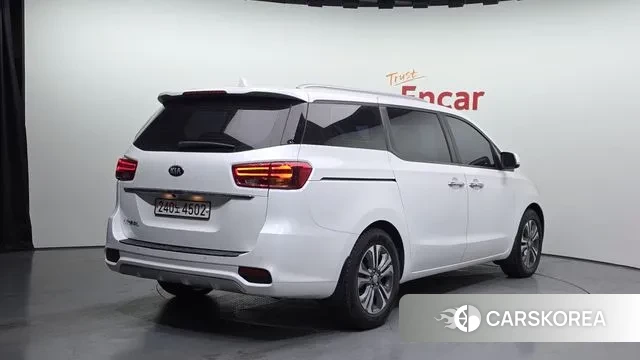 Kia The New Carnival id 3578288 из Кореи 12
