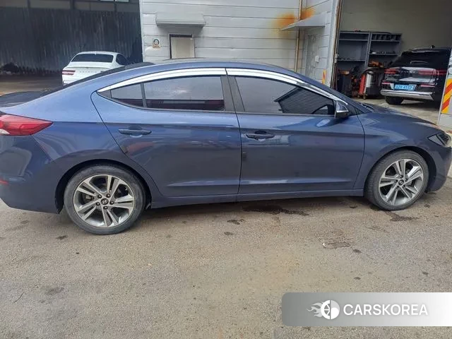 Hyundai Avante AD id 2973995 из Кореи 9