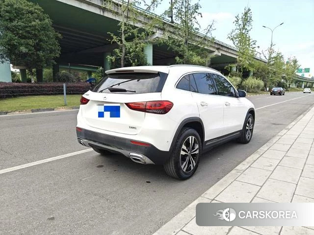 Mercedes-Benz GLA 2021 Белый из Китая, фото 2