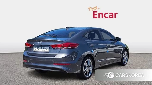 Hyundai Avante AD id 3039421 из Кореи 12