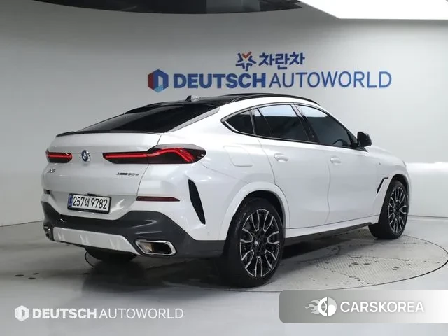 BMW X6 (G06) 2024 Белый из Кореи, фото 2