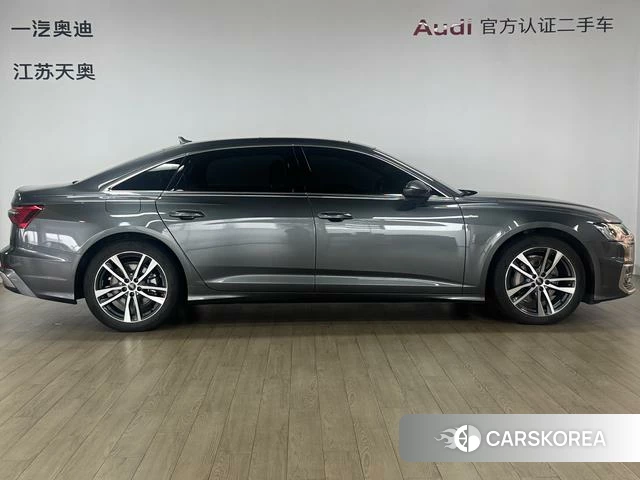 Audi A6L 2022 Темно-серый из Китая, фото 4