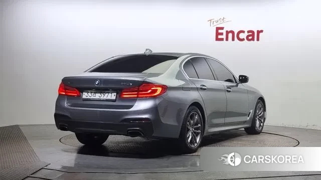 BMW 5 Series (G30) id 3055593 из Кореи 12