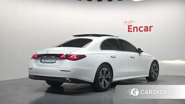Mercedes-Benz E-Class W214 id 4602278 из Кореи 12