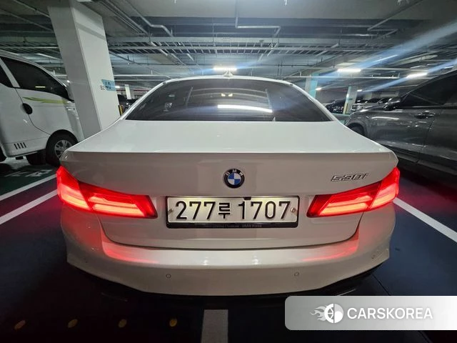 BMW 5 Series (G30) id 3885826 из Кореи 8