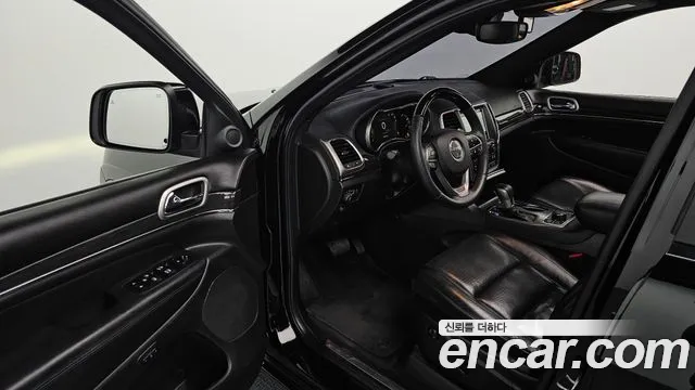 Jeep Grand Cherokee id 2729918 из Кореи 12