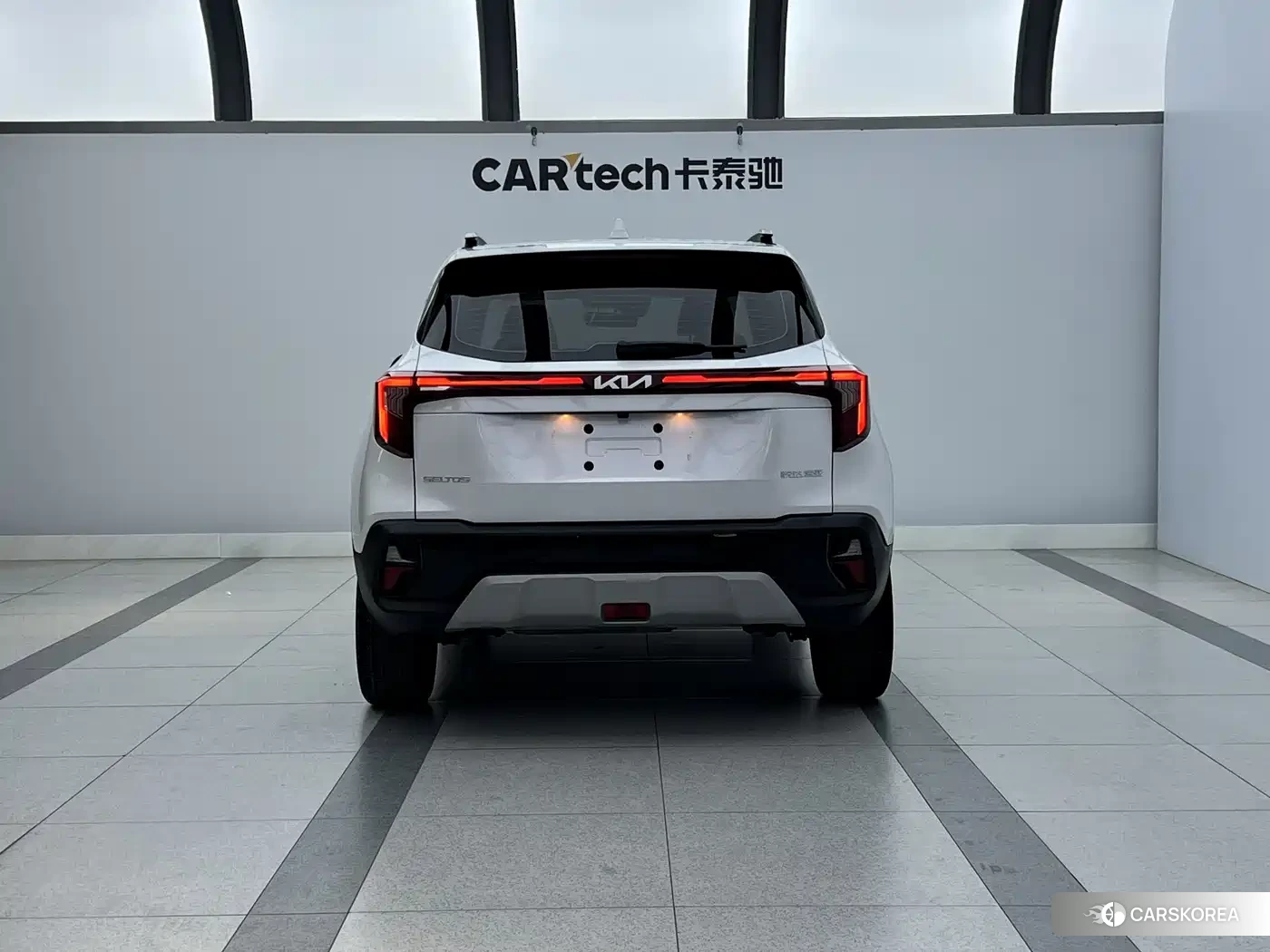 Kia Seltos id 4547339 из Китая 12