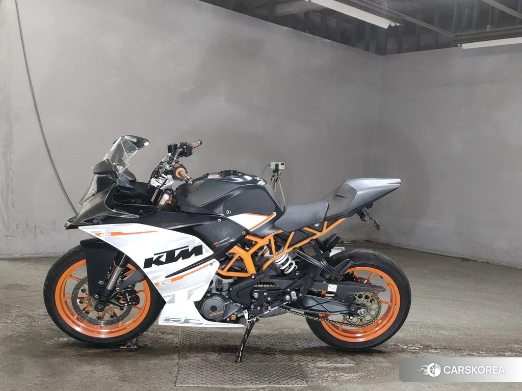 Проданный KTM RC 390 2015 из Японии