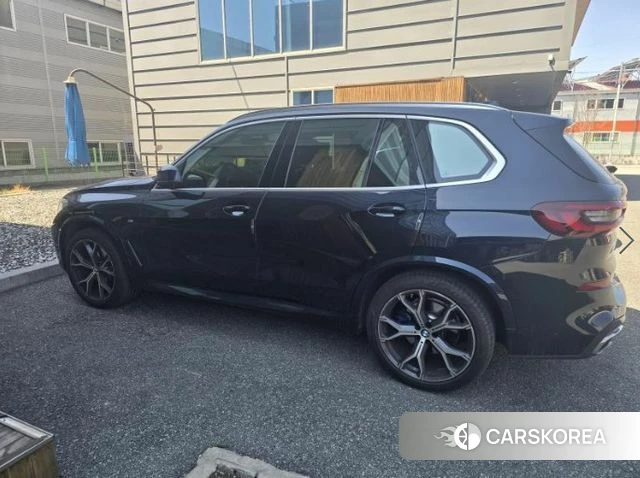 BMW X5 (G05) 2022 Черный из Кореи, фото 2