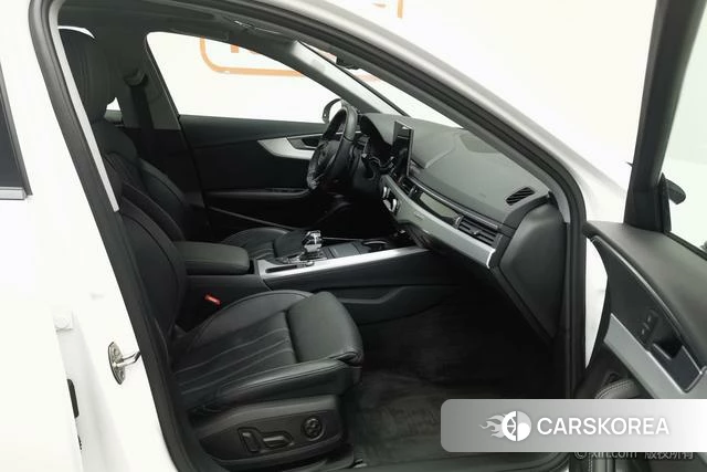 Audi A4L id 4313656 из Китая 12