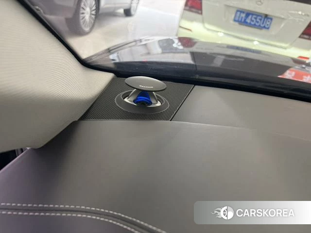 Audi A6L 2021 Черный из Китая, фото 5