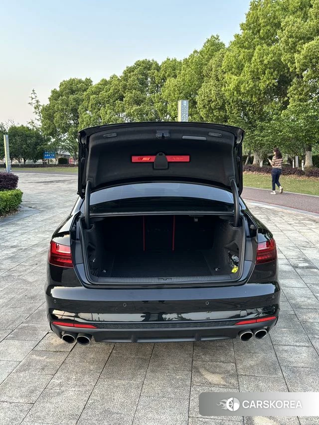 Audi S4 id 4240873 из Китая 7