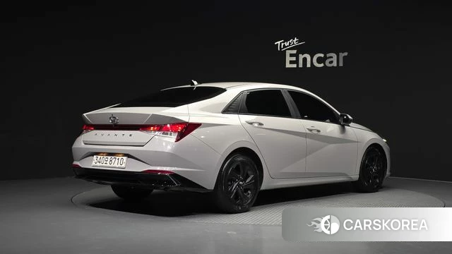 Hyundai Avante Hybrid (CN7) id 4646118 из Кореи 12