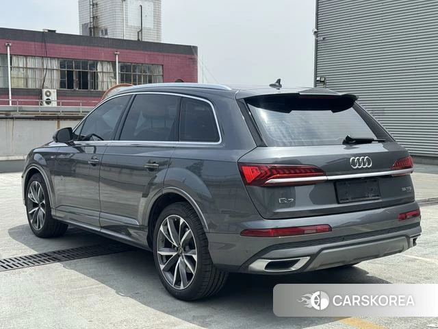 Audi Q7 id 4359588 из Китая 7